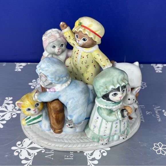 1987 Schmid Kitty Cucumber Thank Heavens For Little Girls Ceramic Music Box - Picture 3 of 12